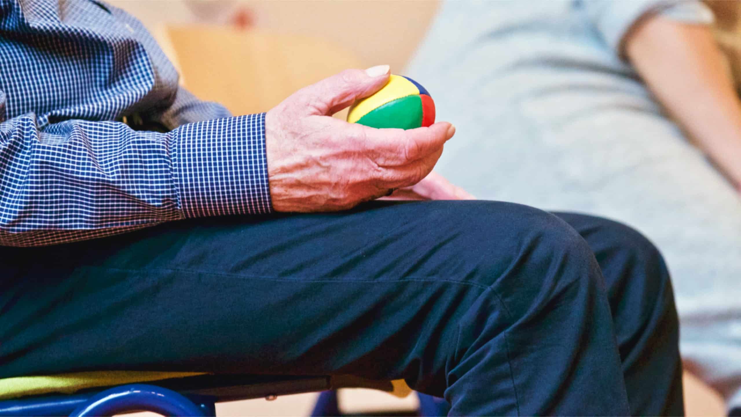 Lee más sobre el artículo Cómo la Terapia Ocupacional Puede Ayudar a los Adultos en Vélez-Málaga